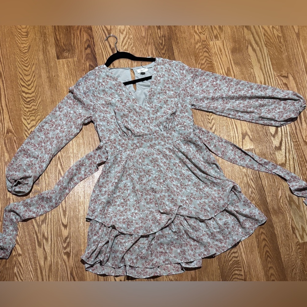 Japna long sleeve floral dress